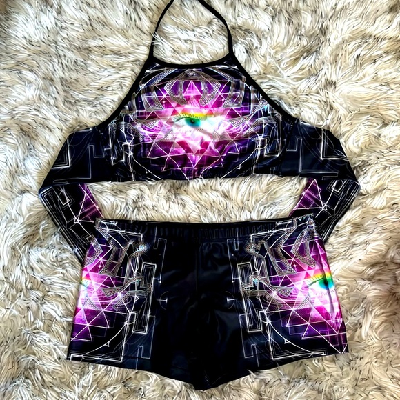 The Headspace, halter top and BOOty shorts set - Picture 3 of 13